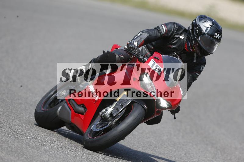 /49 26.08.2025 Cornu Master School ADR/gruen-vert/19